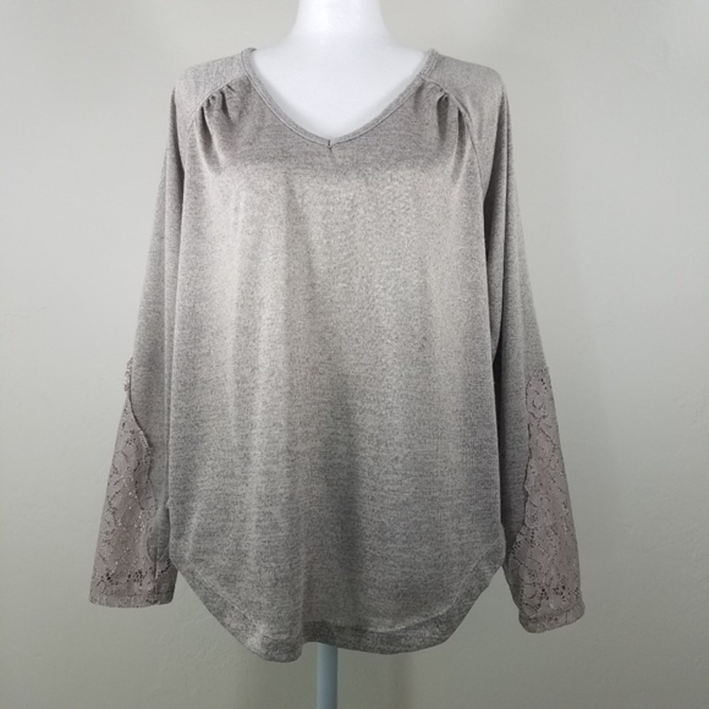 One World Long Sleeve Lace Top Size M